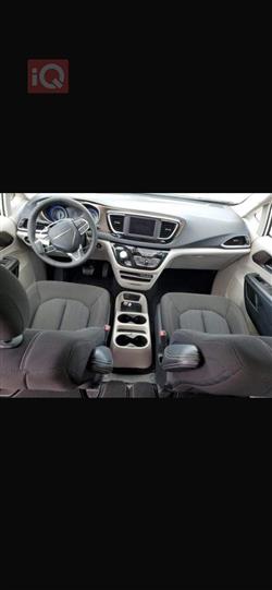 كرايسلر جراند فوياجر